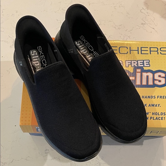 SKECHERS Men’s Black Slip-ins GO WALK Flex - No Hands Size 9 | NIB - Picture 5 of 6